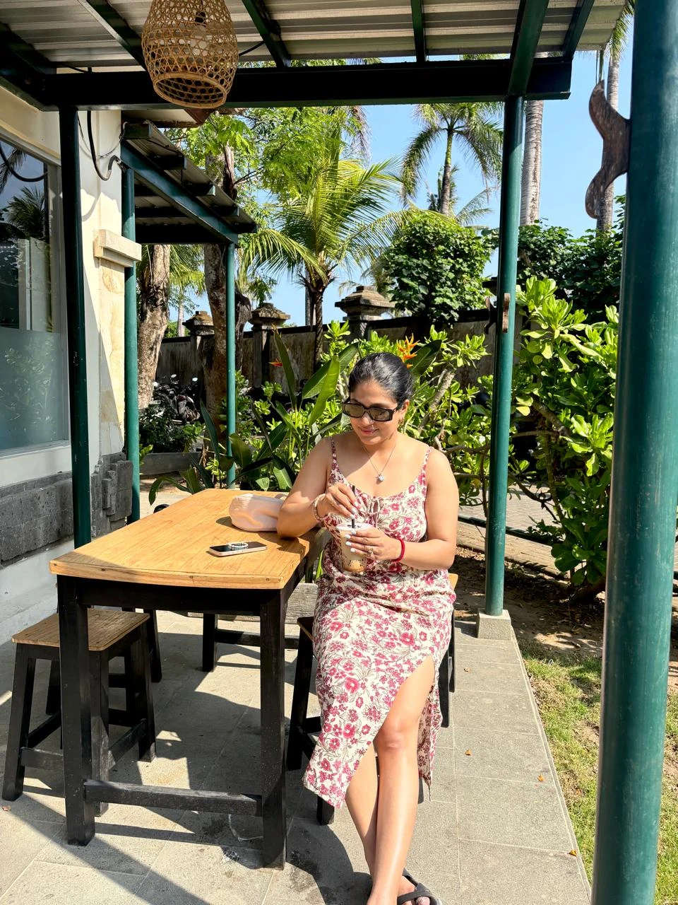 A sunny outdoor moment at a café
